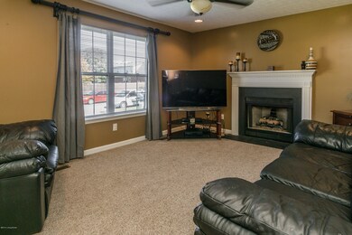 3825 Fieldside Cir-22