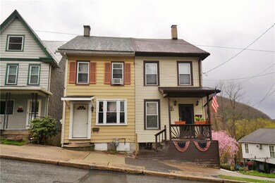 61 W Front St, Jim Thorpe, PA 18229 - photo 2