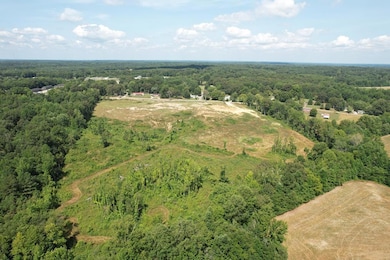 1762 Washington Ave, Camden, TN 38320 - photo 2