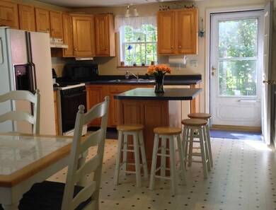 Great thoughtful floor plan lends...