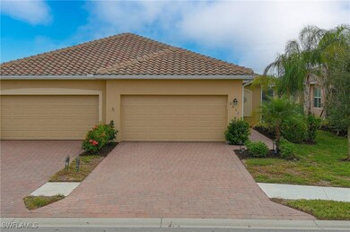 2652 Vine Ave, Naples, FL 34120 - photo 2