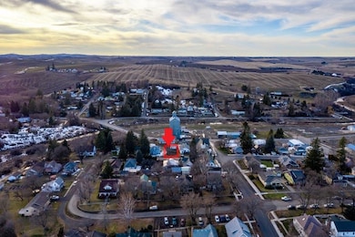 321 S Crosby St, Tekoa, WA 99033 - photo 3