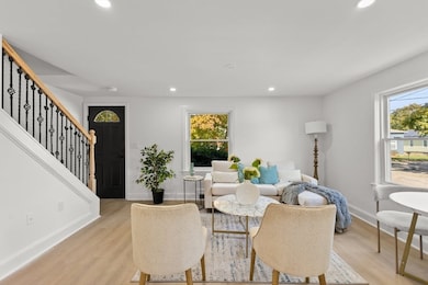 26 Lamb St, Attleboro, MA 02703 - photo 7