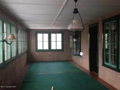 2147 Laurel Ln, Buck Hill Falls, PA 18323 - photo 4