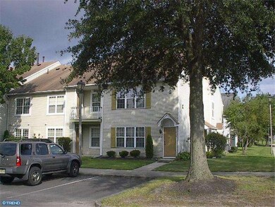 618 Yorkshire Ct unit 618, Sewell, NJ 08080 - photo 2