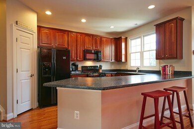 6937 Stanwick Square, Gainesville, VA 20155 - photo 6