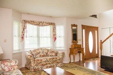 9707 Independence School Rd, Louisville, KY 40291 - photo 6