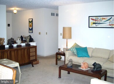 26112 Rudale Dr, Clarksburg, MD 20871 - photo 2