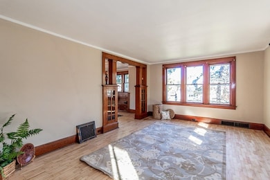 406 W Fulton St, Waupaca, WI 54981 - photo 6