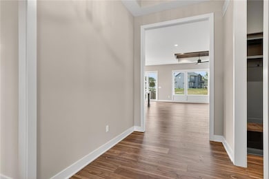 14198 S Pickering St, Olathe, KS 66061 - photo 3