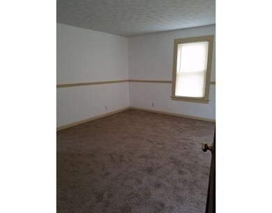 241 School St, Webster, MA 01570 - photo 5