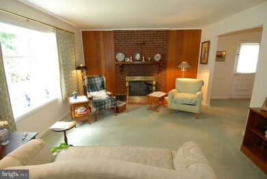 611 Abbott Ln, Falls Church, VA 22046 - photo 5