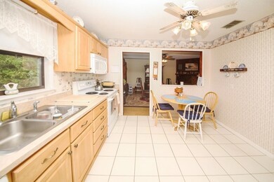2000_E_Gateway_Drive_MLS_HID1140829_ROOM