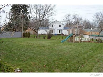 358 Rosebrock St, North Tonawanda, NY 14120 - photo 3