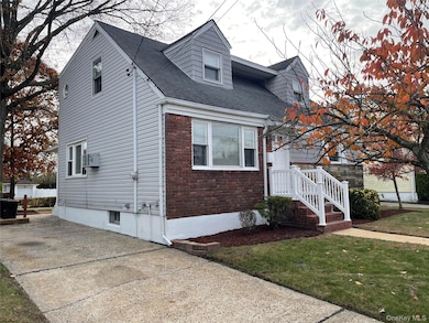 3305 1st St, Oceanside, NY 11572 - photo 2