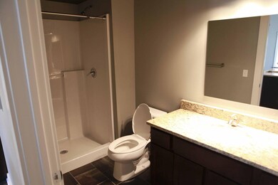 Unit 202 pic 4