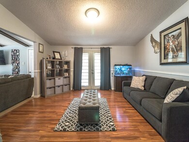 10516 Saigon Dr, El Paso, TX 79925 - photo 6