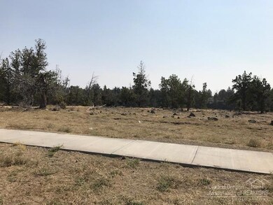 962 NW 13th St, Redmond, OR 97756 - photo 5