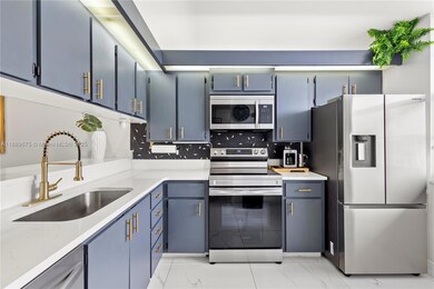 Whitehall Drive unit 4010, West Palm Beach, FL 33401 - photo 2