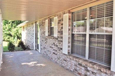 906 N Florence Ave, Claremore, OK 74017 - photo 5