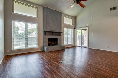 1728 Stonegate Dr, Denton, TX 76205 - photo 2