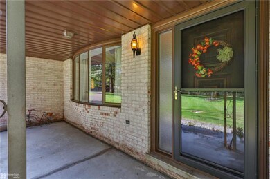 521 Mountain Top Ln, Allentown, PA 18103 - photo 6