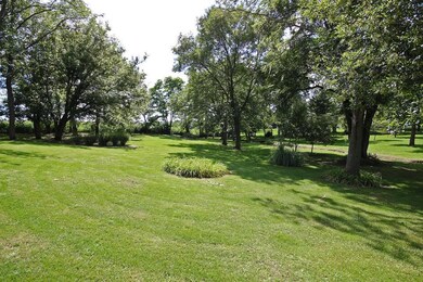 23633 Ricter Ct, Circleville, OH 43113 - photo 2