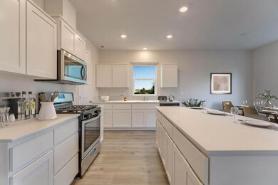 5240 Amberview Ln unit Lot 35, Klamath Falls, OR 97603 - photo 5