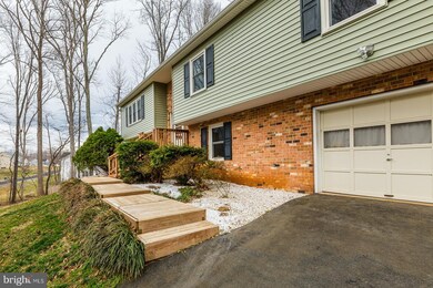 509 Montpelier Dr, Stafford, VA 22556 - photo 4