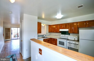 7784 Gateshead Ln, Manassas, VA 20109 - photo 5