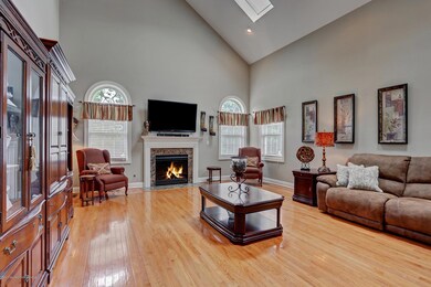 Family Room W/Gas Fireplace