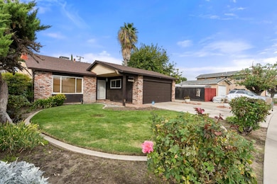 1121 Wawona St, Manteca, CA 95337 - photo 4