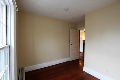 63 Poplar St unit 2, Newport, RI 02840 - photo 6