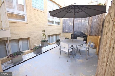 2363 Champlain St NW unit 7, Washington, DC 20009 - photo 5