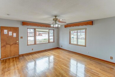 411 E Perry St, Maryville, IL 62062 - photo 6