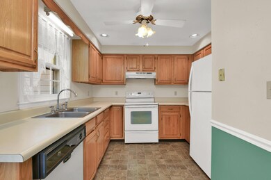 48 Garfield St unit 30, Saco, ME 04072 - photo 6