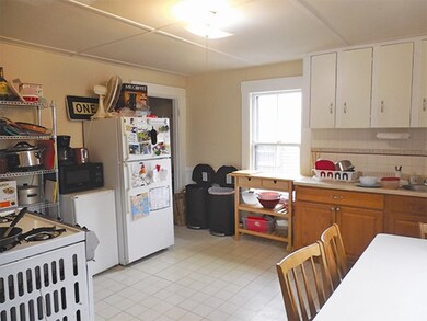 117 Pleasant St unit 2, Cambridge, MA 02139 - photo 4