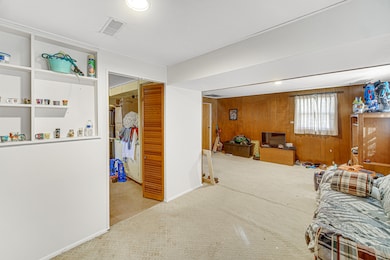 352 Sioux Ln, Carol Stream, IL 60188 - photo 7