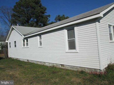 517 21st St, West Point, VA 23181 - photo 2