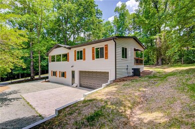 5272 Sweetwater Ct, Greensboro, NC 27407 - photo 3