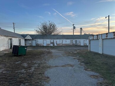 401 Russworm Dr, Watonga, OK 73772 - photo 6