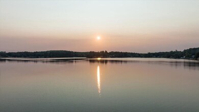 35 Kibrel Ct unit 11, Sandown, NH 03873 - photo 3