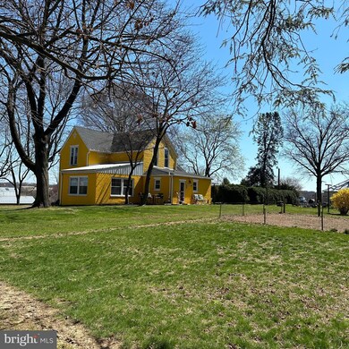 2046 Lincoln Way W, Chambersburg, PA 17202 - photo 7