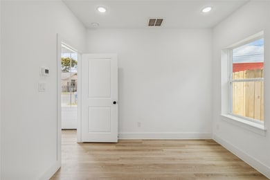 111 Milby St, Houston, TX 77003 - photo 5