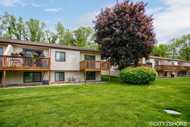 7-web-or-mls-3480-golfside-dr