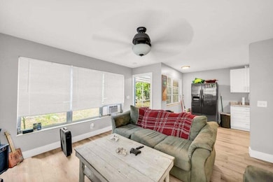 431 SW 1st Ave, Boynton Beach, FL 33435 - photo 4