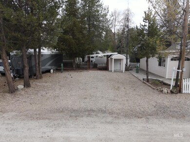 514 N Sawyer St unit A41 & A43, Cascade, ID 83611 - photo 4