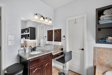 10208 Leno Way, Schertz, TX 78154 - photo 6