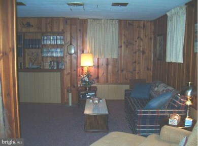 819 Wedgewood Rd, Baltimore, MD 21229 - photo 6