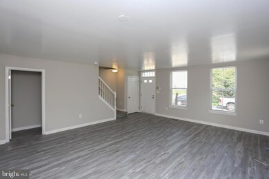 643 W Hoffman St, Baltimore, MD 21201 - photo 3